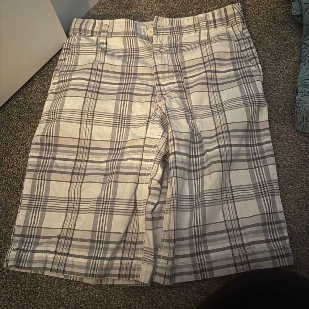 Old Navy Boys  Plaid Tan and Gray Shorts